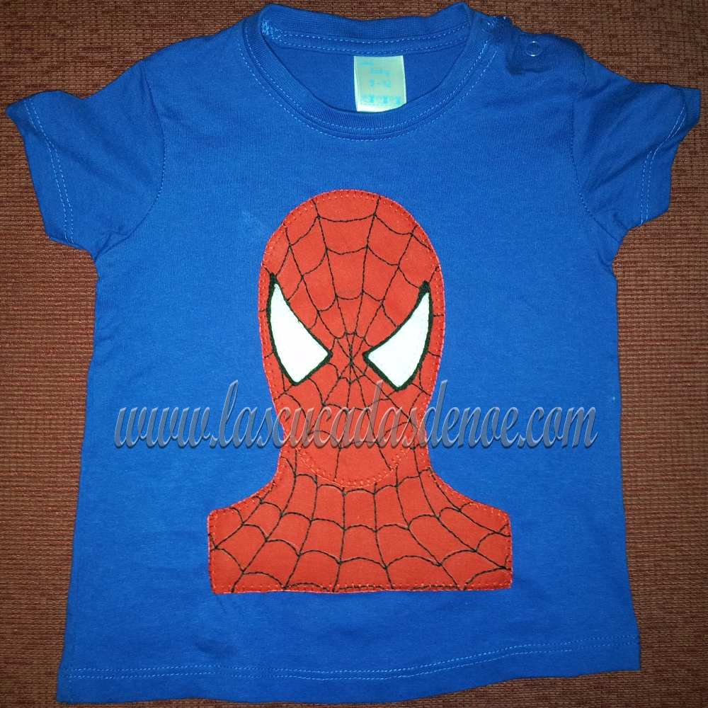 Camiseta con aplicación de Spiderman